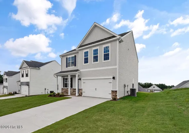 Photo 2 of Single family home for sale at 706 Lazy Elm Ln, Aberdeen, NC 28315 | MLS# 100566185 | Listing updated on 2026-08-18