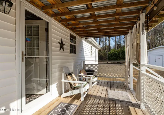 Photo 3 of Single family home for sale at 585 Roberts Rd, Newport, NC 28570 | MLS# 100552806 | Listing updated on 2026-08-21
