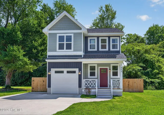 Photo 1 of Single family home for sale at 404 S Bodenheimer St, Burgaw, NC 28425 | MLS# 100592688 | Listing updated on 2026-09-13