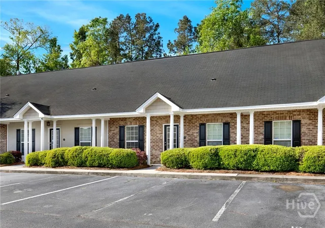 Photo 3 of Townhouse for sale at 17 Reese Way, Savannah, GA 31419 | MLS# SA352840 | Listing updated on 2026-09-13
