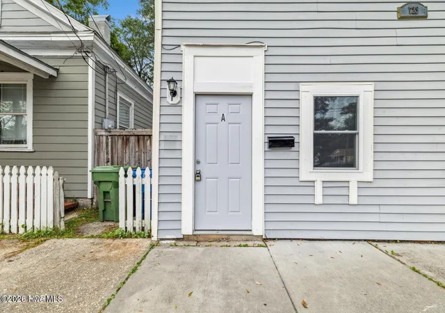 Photo 3 of Single family home for sale at 723 S 6th Street #1/2, Wilmington, NC 28401 | MLS# 100555936 | Listing updated on 2026-08-18