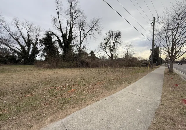 3rd image of 528 E Boundary St, Augusta, GA 30901 | MLS# 98255733