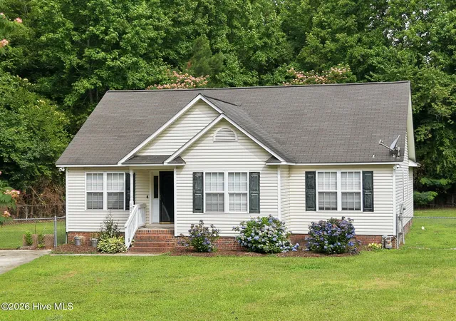 Homes for sale in Greenville, NC | 1828 Garner Rd, Greenville, NC 27834 | MLS# 100580469