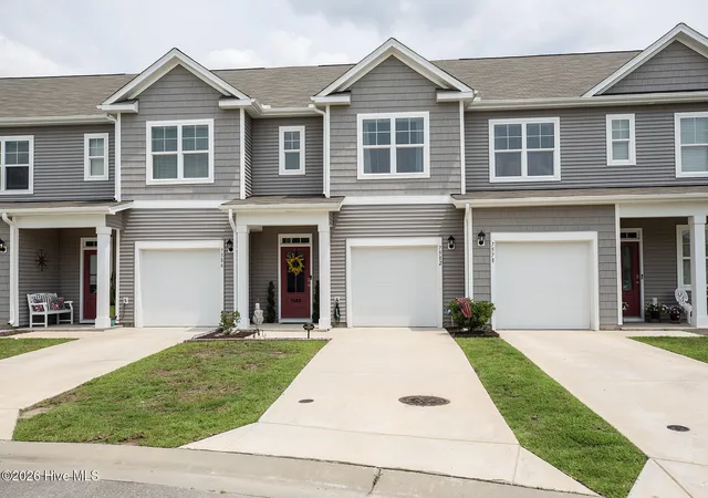 Photo 1 of Townhouse for sale at 7582 Knightbell Cir #53, Leland, NC 28451 | MLS# 100593579 | Listing updated on 2026-08-18