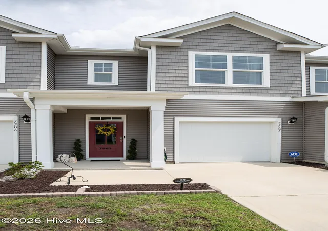 Photo 2 of Townhouse for sale at 7582 Knightbell Cir #53, Leland, NC 28451 | MLS# 100593579 | Listing updated on 2026-08-18