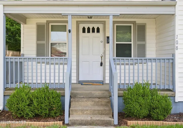 Photo 3 of Single family home for sale at 108 Harrell St, Elizabeth City, NC 27909 | MLS# 100596895 | Listing updated on 2026-09-19