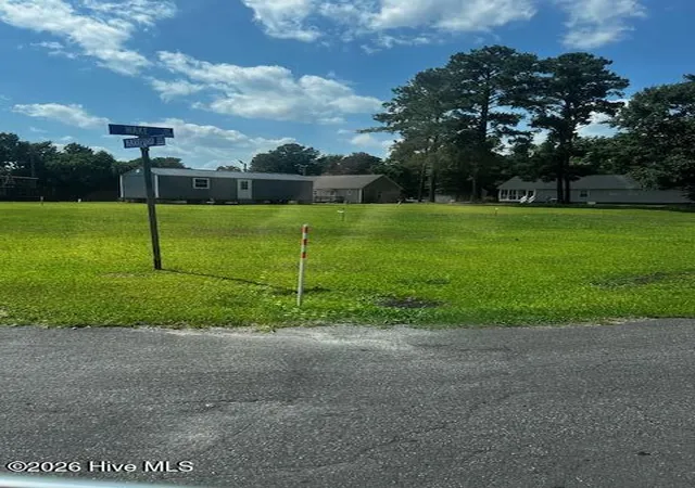 Photo 1 of Land for sale at 2407 Hartford Ave, New Bern, NC 28562 | MLS# 100591377 | Listing updated on 2026-08-18