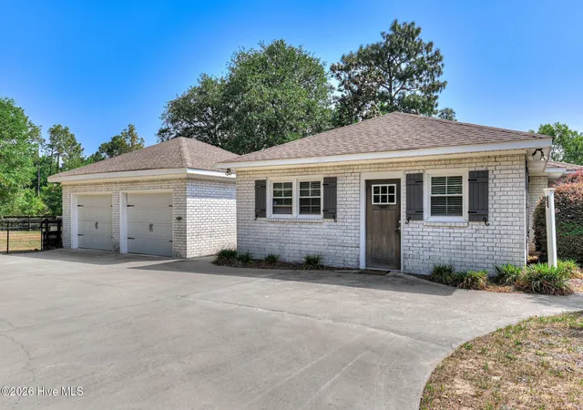 Photo 3 of Single family home for sale at 1749 Huntsman Dr, Aiken, SC 29803 | MLS# 100582770 | Listing updated on 2026-08-18