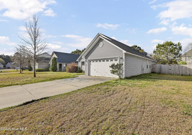 3rd image of 710 Savannah Dr, Jacksonville, NC 28546 | MLS# 100563048