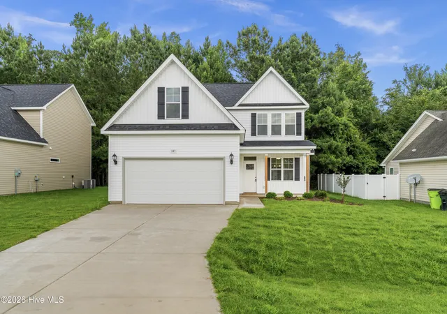 Homes for sale in New Bern, NC | 445 Peregrine Ridge Dr, New Bern, NC 28560 | MLS# 100541210