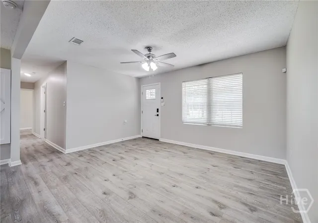 Photo 4 of Single family home for sale at 4746 E Oglethorpe Hwy, Hinesville, GA 31313 | MLS# SA361417 | Listing updated on 2026-09-22