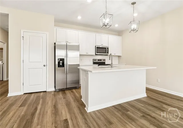 Photo 3 of Single family home for sale at 246 Green Meadow Dr, Savannah, GA 31302 | MLS# SA358117 | Listing updated on 2026-09-08