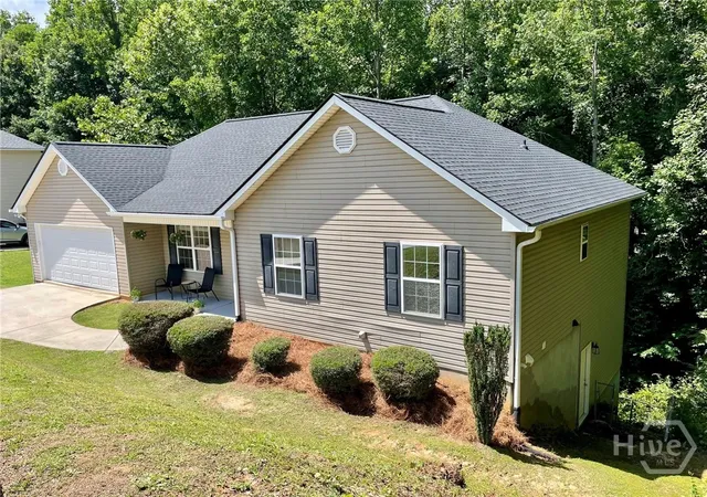 Homes for sale in Cleveland, GA | 95 Mountain Overlook Dr, Cleveland, GA 30528 | MLS# CL353924