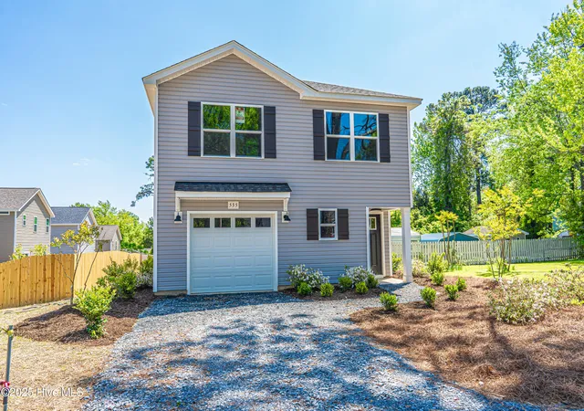 Photo 1 of Single family home for sale at 535 S Henley St, Southern Pines, NC 28387 | MLS# 100594947 | Listing updated on 2026-08-18