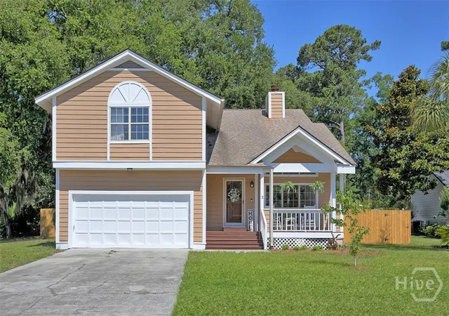 1st image of 2 Oemler Ct E, Savannah, GA 31410 | MLS# SA352782