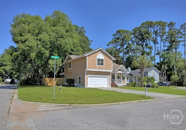 2nd image of 2 Oemler Ct E, Savannah, GA 31410 | MLS# SA352782