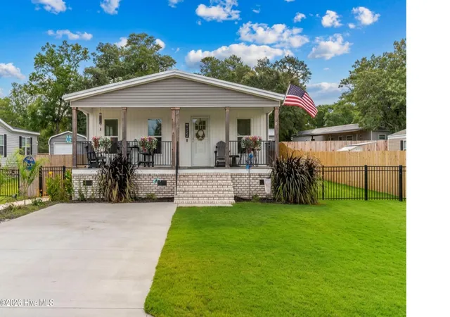 Photo 3 of Manufactured home for sale at 2192 W Tanglewood Dr Sw, Supply, NC 28462 | MLS# 100593502 | Listing updated on 2026-08-18