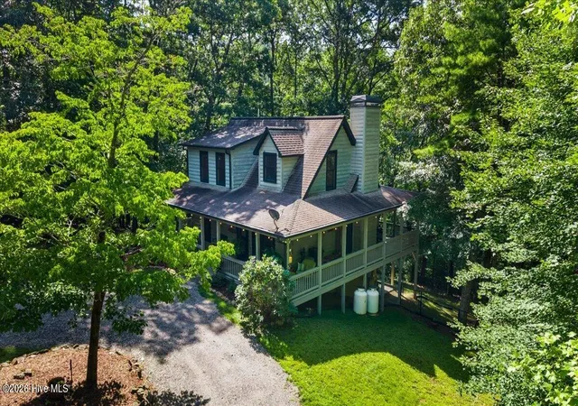 Photo 2 of Single family home for sale at 808 Granite Dr, Hayesville, NC 28904 | MLS# 100591016 | Listing updated on 2026-08-18