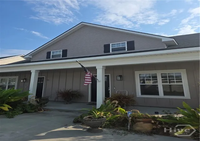 Townhouse for sale at 29 Travis St, Savannah, GA 31406 | MLS# SA340301