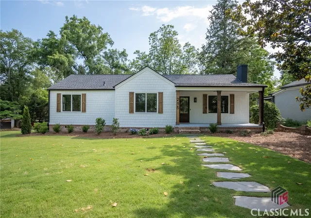 Homes for sale in Athens, GA | 215 Holman Ave, Athens, GA 30606 | MLS# CM1026044