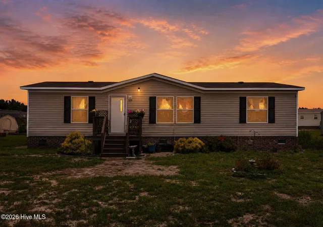 Homes for sale in Warsaw, NC | 109 Dogwood Cir, Warsaw, NC 28398 | MLS# 100584296