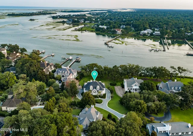 Photo 1 of Single family home for sale at 6612 Spring Garden Dr, Wilmington, NC 28403 | MLS# 100593042 | Listing updated on 2026-08-18