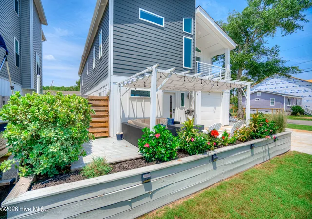 Photo 3 of Townhouse for sale at 601 Spartanburg Ave #1, Carolina Beach, NC 28428 | MLS# 100594198 | Listing updated on 2026-09-14