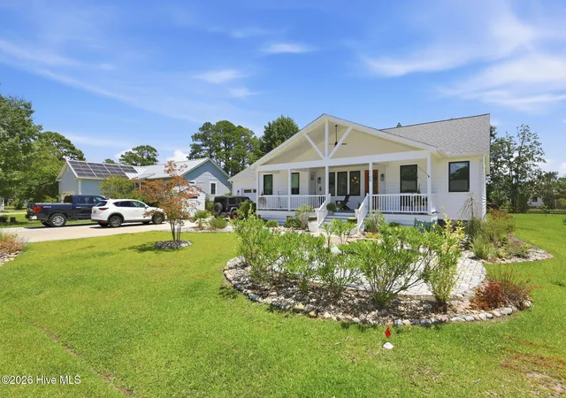 Photo 2 of Single family home for sale at 1106 Link Ln, Oriental, NC 28571 | MLS# 100584245 | Listing updated on 2026-09-18