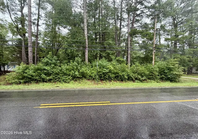 Photo 1 of Land for sale at Tbd Aberdeen Rd, Laurinburg, NC 28352 | MLS# 100596980 | Listing updated on 2026-08-18
