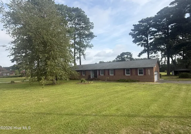 Photo 3 of Single family home for sale at 4061 Charles Blvd, Greenville, NC 27858 | MLS# 100593385 | Listing updated on 2026-09-09