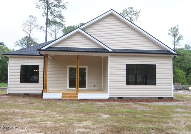 Photo 2 of Single family home for sale at 695 Stone Ridge Rd Sw, Supply, NC 28462 | MLS# 100593081 | Listing updated on 2026-09-23