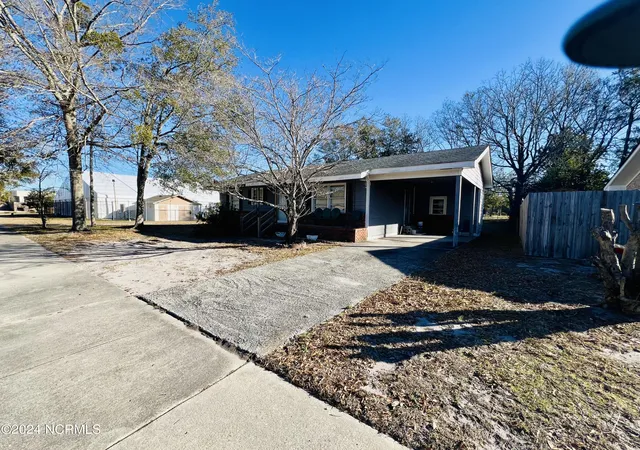 Photo 2 of Single family home for sale at 1326 N 7th Street, Wilmington, NC 28401 | MLS# 100470718 | Listing updated on 2026-03-02