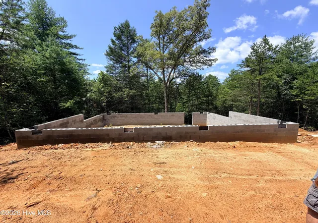 Photo 2 of Single family home for sale at 212 Kramers Knob Ln, Murphy, NC 28906 | MLS# 100593074 | Listing updated on 2026-08-18