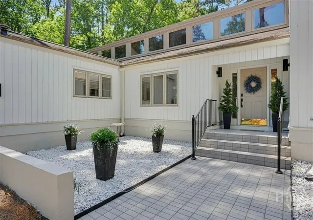 3rd image of 115 Wickersham Dr, Savannah, GA 31411 | MLS# SA359583