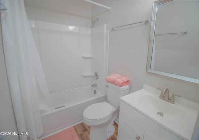 Homes for sale in Wilmington, NC | 4250 Wilshire Blvd #104-A, Wilmington, NC 28403 | MLS# 100586525
