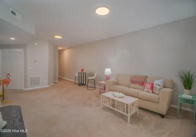 Homes for sale in Wilmington, NC | 4250 Wilshire Blvd, Wilmington, NC 28403