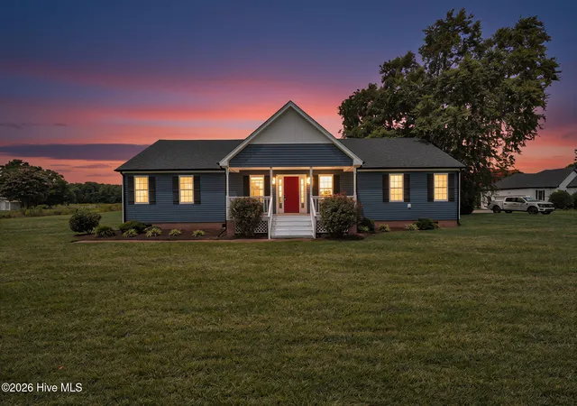 Photo 2 of Single family home for sale at 332 S End Rd, Knotts Island, NC 27950 | MLS# 100593557 | Listing updated on 2026-10-05