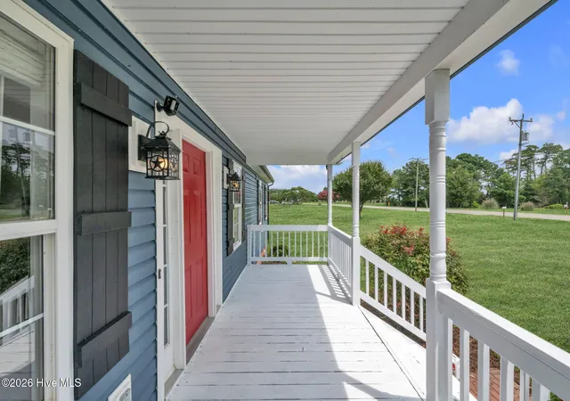 Photo 4 of Single family home for sale at 332 S End Rd, Knotts Island, NC 27950 | MLS# 100593557 | Listing updated on 2026-10-05