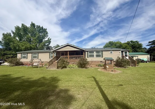 Photo 3 of Manufactured home for sale at 102 Belcher Rd, Williamston, NC 27892 | MLS# 100577782 | Listing updated on 2026-09-13