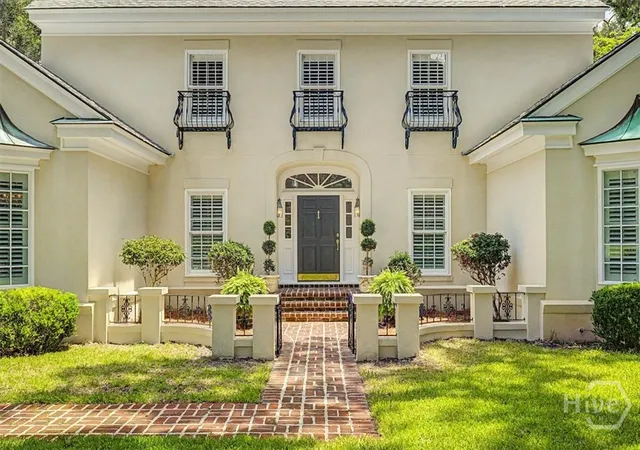 Photo 2 of Mansion for sale at 21 Little Comfort Rd, Savannah, GA 31411 | MLS# SA361694 | Listing updated on 2026-09-08