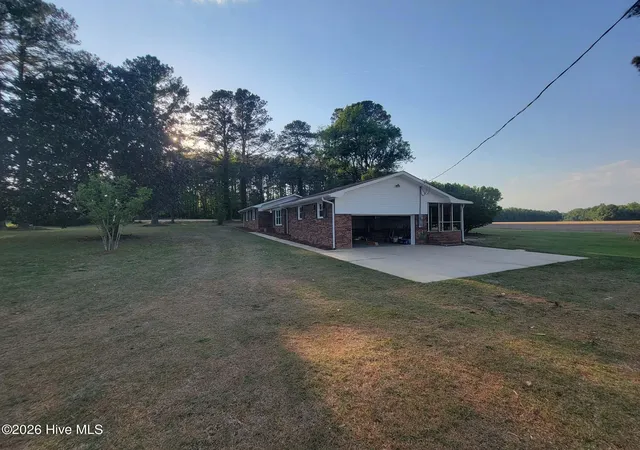 Homes for sale in Grifton, NC | 4338 Grifton Hugo Rd, Grifton, NC 28530 | MLS# 100572615
