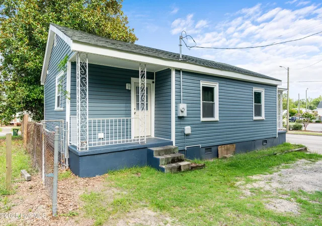 2nd image of 917 Wooster St, Wilmington, NC 28401 | MLS# 100551240