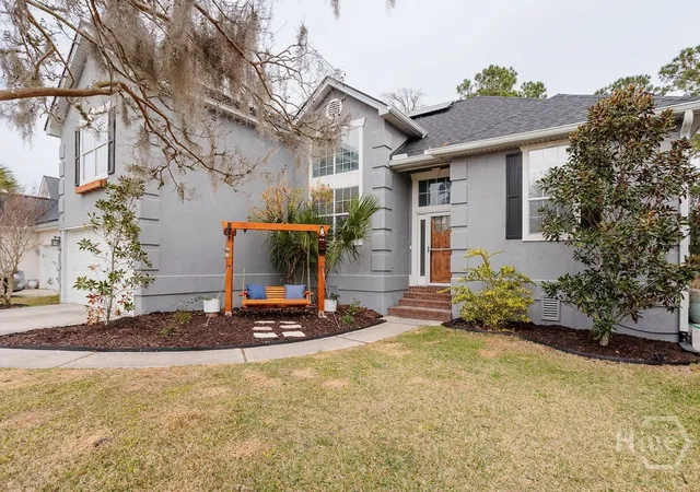 3rd image of 124 Vickery Ln, Savannah, GA 31410 | MLS# SA349929