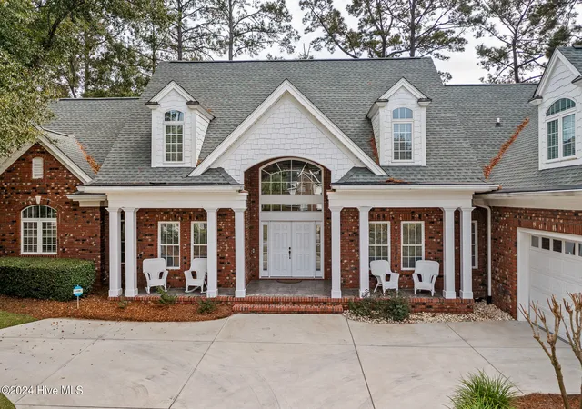 Photo 3 of Single family home for sale at 202 Jones Byrd Ct, Sunset Beach, NC 28468 | MLS# 100475224 | Listing updated on 2026-07-23