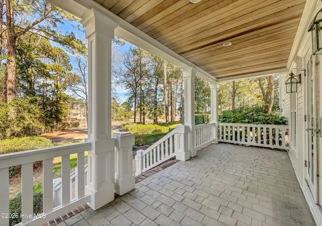 Photo 4 of Single family home for sale at 2201 Pinehurst Pl, Wilmington, NC 28405 | MLS# 100556623 | Listing updated on 2026-08-18