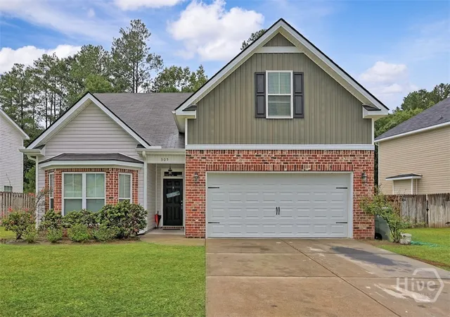 Photo 1 of Single family home for sale at 305 Coconut Dr, Bloomingdale, GA 31302 | MLS# SA363330 | Listing updated on 2026-09-08