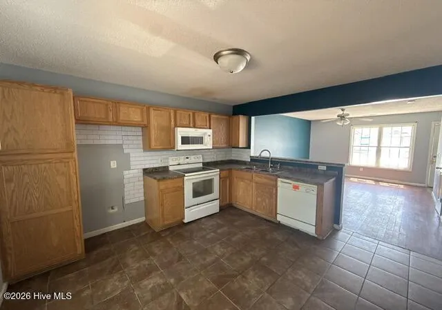 Photo 4 of Condo for sale at 145 Cornerstone Pl, Jacksonville, NC 28546 | MLS# 100566973 | Listing updated on 2026-10-07