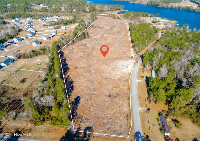 Photo 4 of Land for sale at 00 Jumpin Run Rd, Hubert, NC 28539 | MLS# 100481139 | Listing updated on 2026-03-02