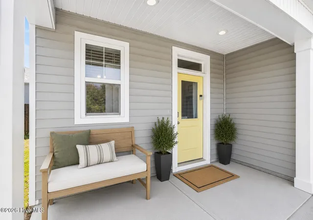 Photo 2 of Single family home for sale at 1636 Corbett St, Wilmington, NC 28401 | MLS# 100568989 | Listing updated on 2026-08-23