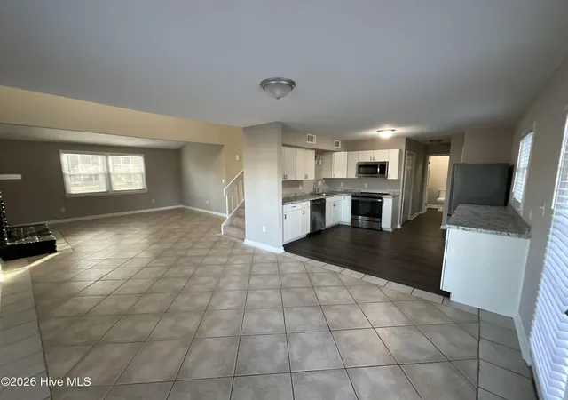 image of 3203 Gordon Dr, Greenville, NC 27834 | MLS# 100566607